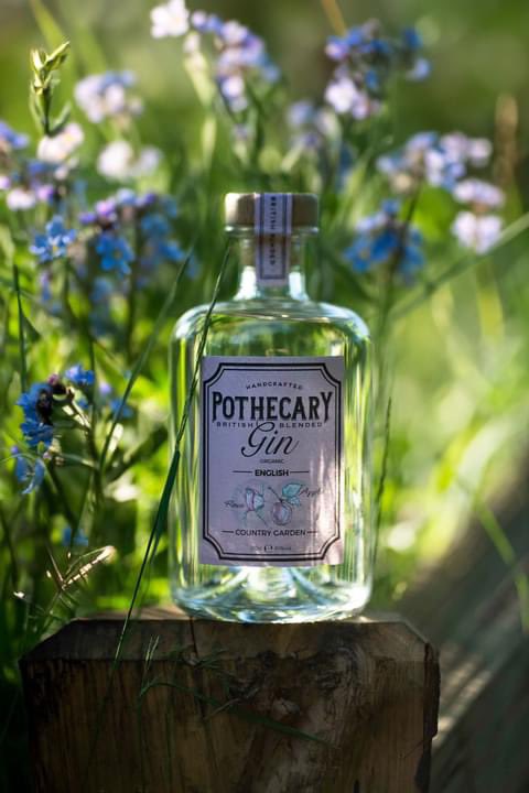 Hello, 

I’m the newest member of Organic Pothecary Gin, my name is… 

‘English Country Garden Gin’ 

Meet at Shaftesbury Market today and Nusara Wimborne this evening. 

photo credit: Nat Moore - The Photographers Table