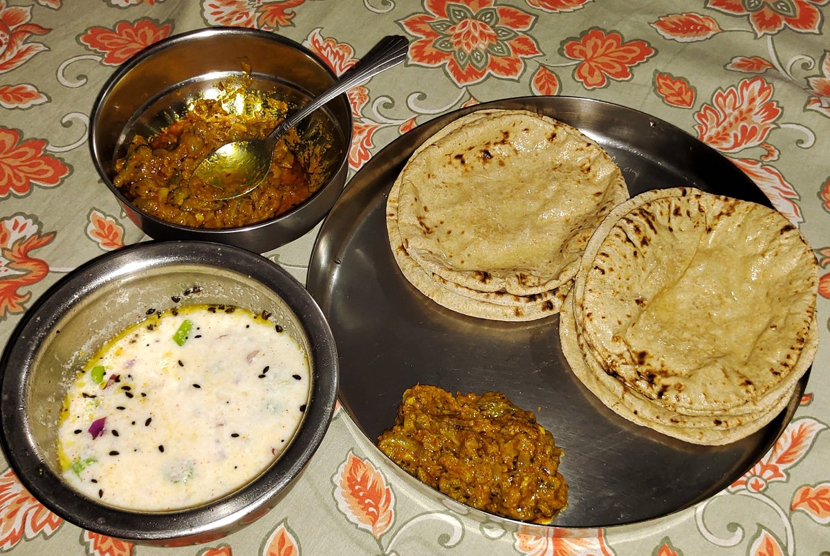 रोटी जीमो और लिखते रहो
#फौजी_मांगे_रेल