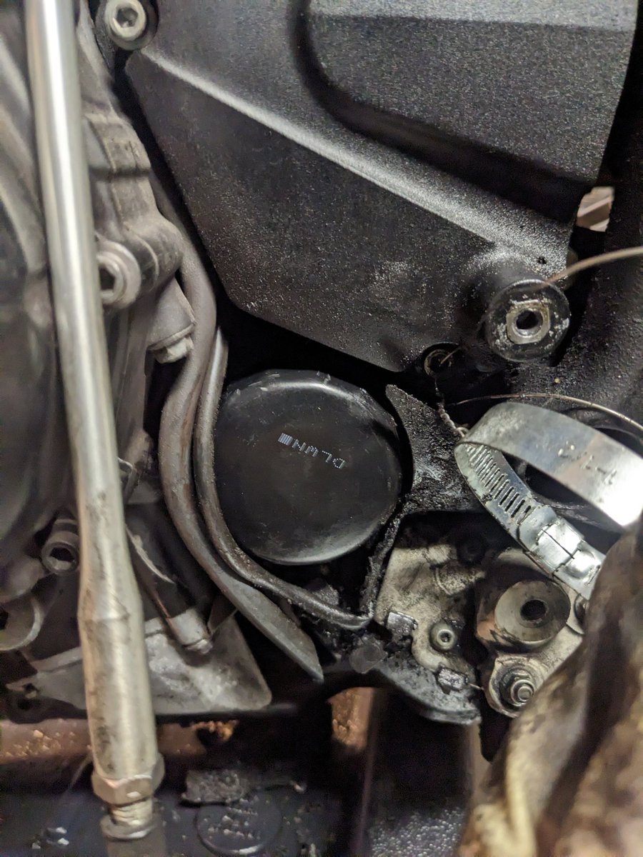 TrashGoat00's tweet image. the fuck-you oil filter