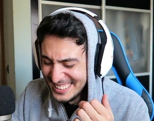 quackstwinflame's tweet photo. si yo pudiera proponer un nuevo miembro para el q/smp definitivamente sería frgan, increíble roleador y carisma que se carga, se llevaría muy bien con el brasileños y a compararía a Vg en las mañanas de vez en cuando, piromano experto que le encantaria ese mundo sin tantas reglas https://t.co/0g5W5p3DJ2