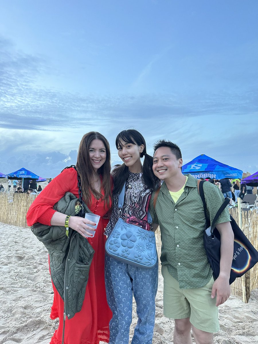 emikusano's tweet image. Just wrapped up at #NFC23, Europe&apos;s largest NFT conference. 

Spent the final evening with @TheSandboxGame on a literal breathtaking beach.  Getting to meet and interact with the amazing artists and builders in this space has been an absolute delight. 

It&apos;s astonishing how life…