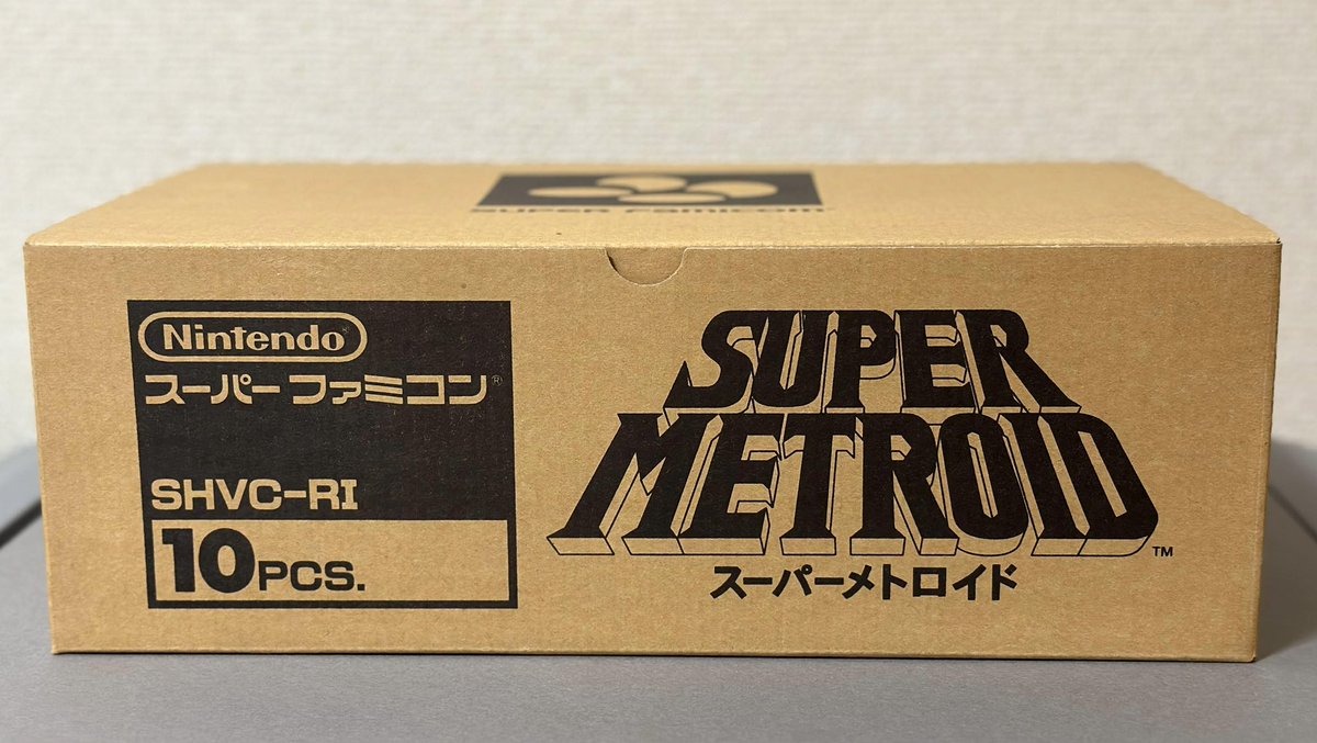 luc_8_8's tweet image. スーパーメトロイドのカートン箱を入手✨捨てられたり汚れたりする外箱がこんなにキレイな状態なのは奇跡です!新品未開封のスーパーメトロイドとセットの絵は最高です!
#Super #Metroid #レトロゲーム #スーパーファミコン