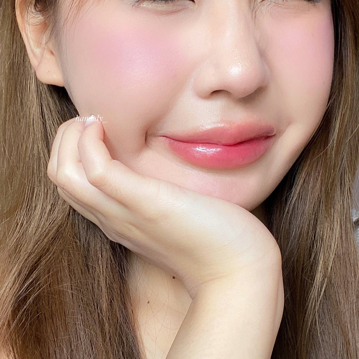 แล้วจะอยู่ยังไง😭👌🏻 odbo พาเลทบลัช cool tone ทำสีดีมากกกก ชอบสีม่วงสุด หายากนะม่วงนี้ ม่วงที่สว่างแต่เบสขาวไม่เยอะมาก ปัดแล้วออกสี ม่วงหน้าไม่ช้ำ จ๋วยยย