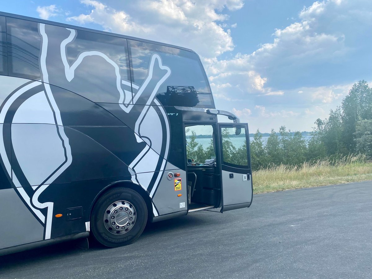 RuntotheWheels's tweet photo. 📅 C'était hier avec @d4vddd  ➡️GRÄFENHAINICHEN, GERMANY - MELT Festival 2023
#coachservice #buses #bus #tourbus #concert #festival #festival2023 #tours https://t.co/fOvJI2EDch