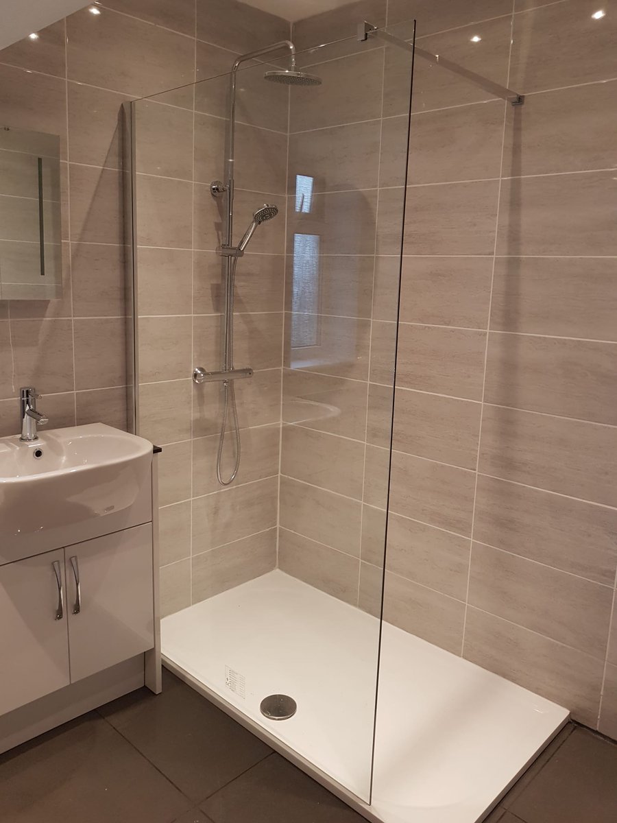 AssistBristol's tweet photo. #assistplumbingandbathrooms #Bristol #bathroomdesign https://t.co/HWYOgair6Z