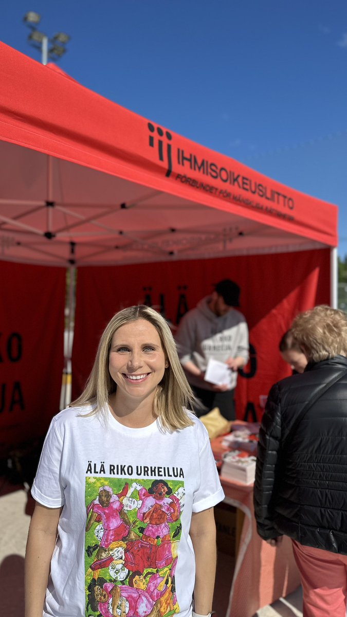 Tommy Lindgren (@fathermetro) on Twitter photo Mahtava <a href="/tuijahyyrynen/">Tuija Hyyrynen</a> NYT #ÄläRikoUrheilua-teltallamme Käpylässä klo 13 asti! Tervetuloa moikkaamaan <a href="/HelmaritFI/">Helmarit</a>-legendaa! #StadiCup <a href="/ihmisoikeus/">Ihmisoikeusliitto</a> Mahtava <a href="/tuijahyyrynen/">Tuija Hyyrynen</a> NYT #ÄläRikoUrheilua-teltallamme Käpylässä klo 13 asti! Tervetuloa moikkaamaan <a href="/HelmaritFI/">Helmarit</a>-legendaa! #StadiCup <a href="/ihmisoikeus/">Ihmisoikeusliitto</a>
