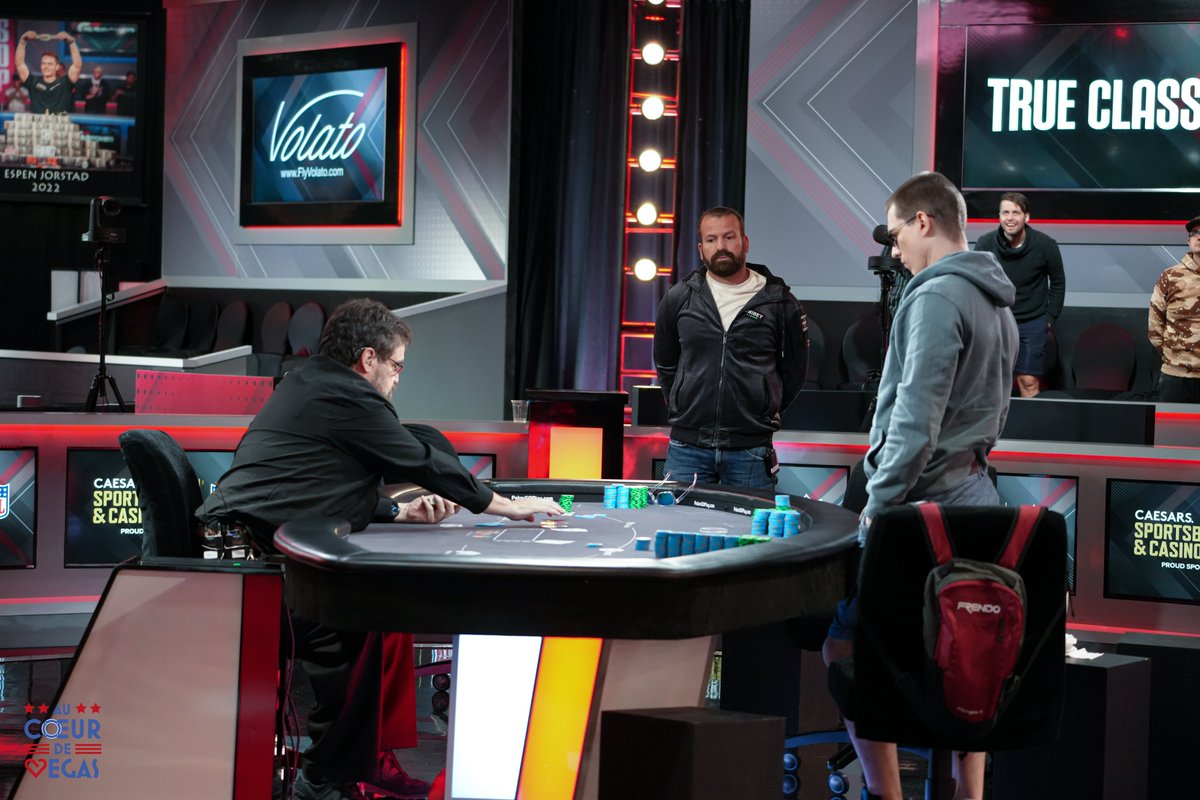 Au Coeur de Vegas tweet media