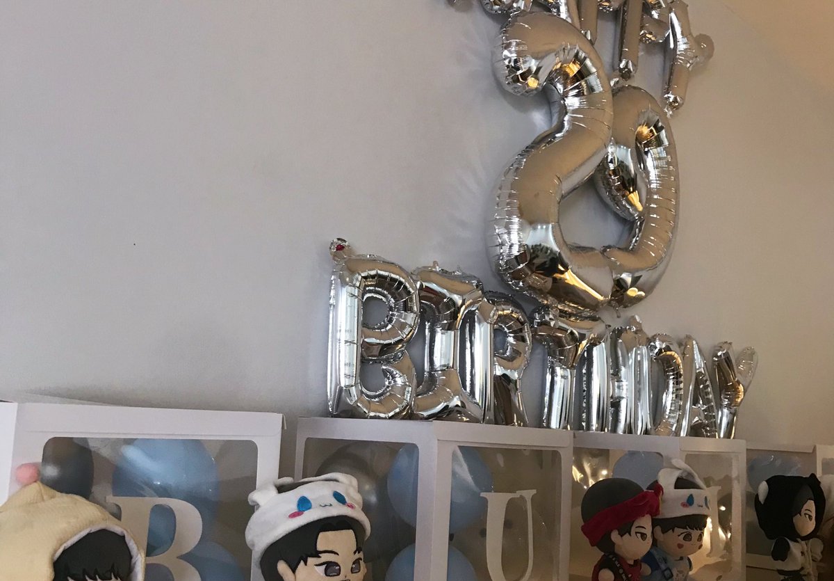 mrkjnoism's tweet image. — 💙🎂

#TinatangiKitaBuild
#BuildJakapan @JakeB4rever