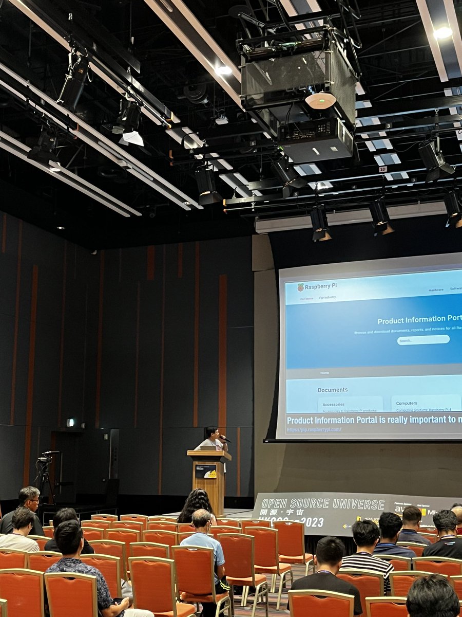petertc_chu's tweet photo. 🫐 @masafumiohta is introducing raspberry pi things #hkoscon https://t.co/Nz92rIofzO