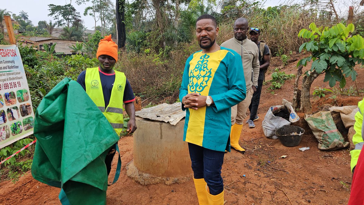RichardMunang's tweet photo. Transforming waste into biogas and biofertilizer is more than an innovative solution; it's a revolution. Our work is inspiring community-led action, bolstering financial wellness, boosting food security, and enhancing health and safety. From waste to wealth, we're redefining waste management. Join us on this transformative journey! #biogas #sustainability #wastetowealth #biofertilizer