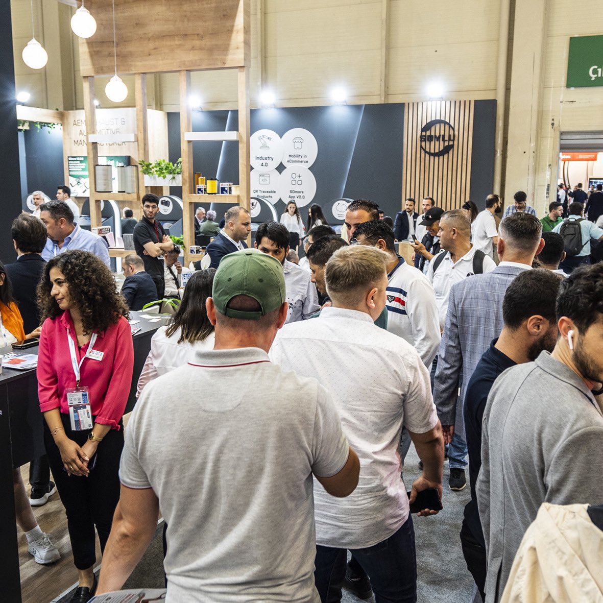 Otomotiv satış sonrası endüstrisi için dünyanın 1 numaralı ticaret fuarı markası Automechanika'nın bölgedeki en büyük buluşması Automechanika Istanbul tüm hızıyla devam ediyor.

#AMIST23 #automechanika #automechanikaistanbul #messefrankfurtistanbul