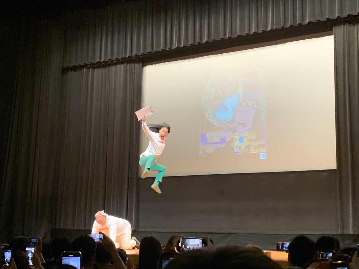 rikuriku_BiSH's tweet photo. 単独面白すぎた！！最高すぎ！！

出待ちにも神対応してくれた！🥰
これからもずっと応援してます！！

#トム・ブラウン単独ライブ #金宝町 https://t.co/Xdeexe11Qw