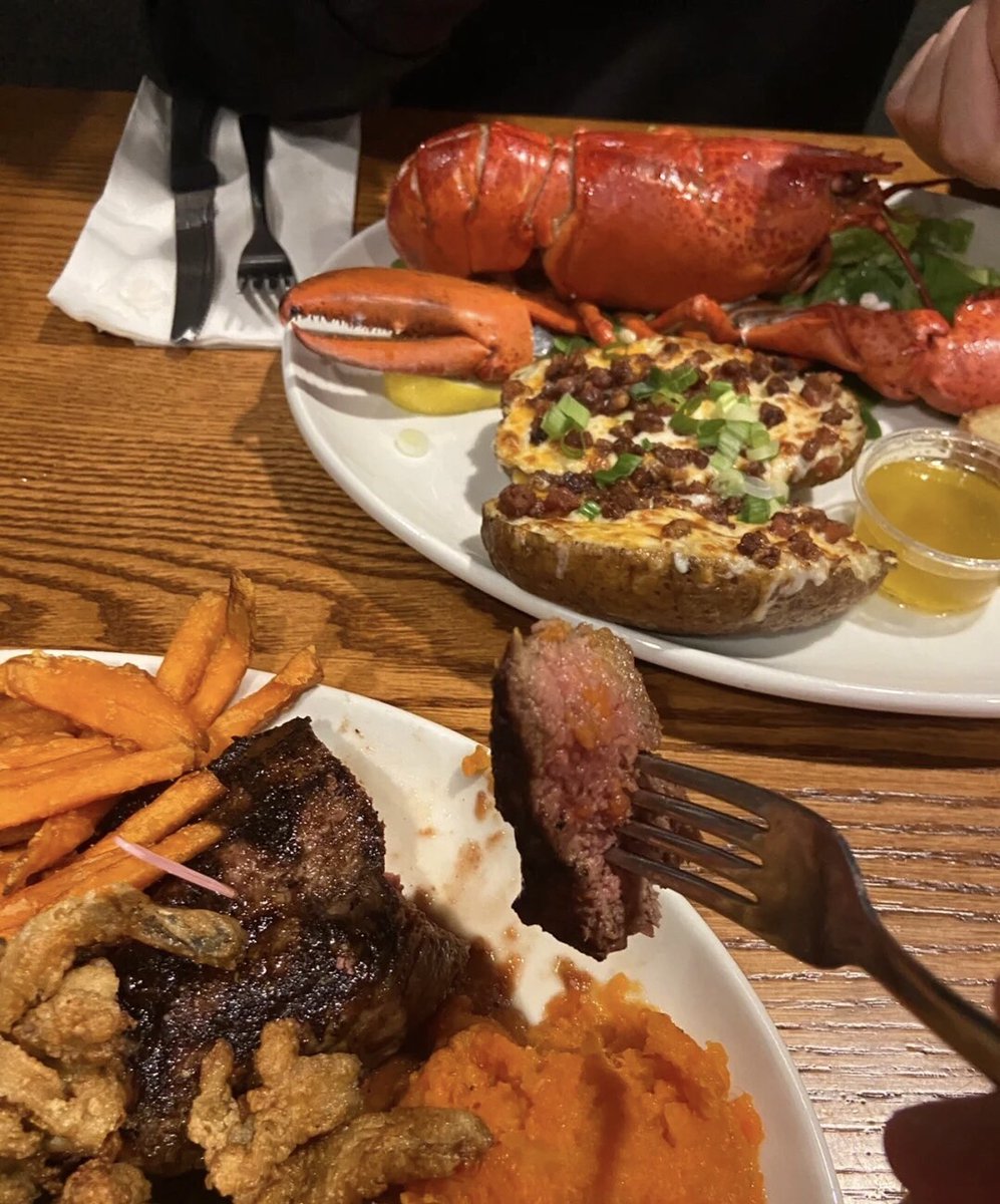 Ariel_827's tweet photo. Delicious 😋😋😋 https://t.co/CjeDOCRxy1