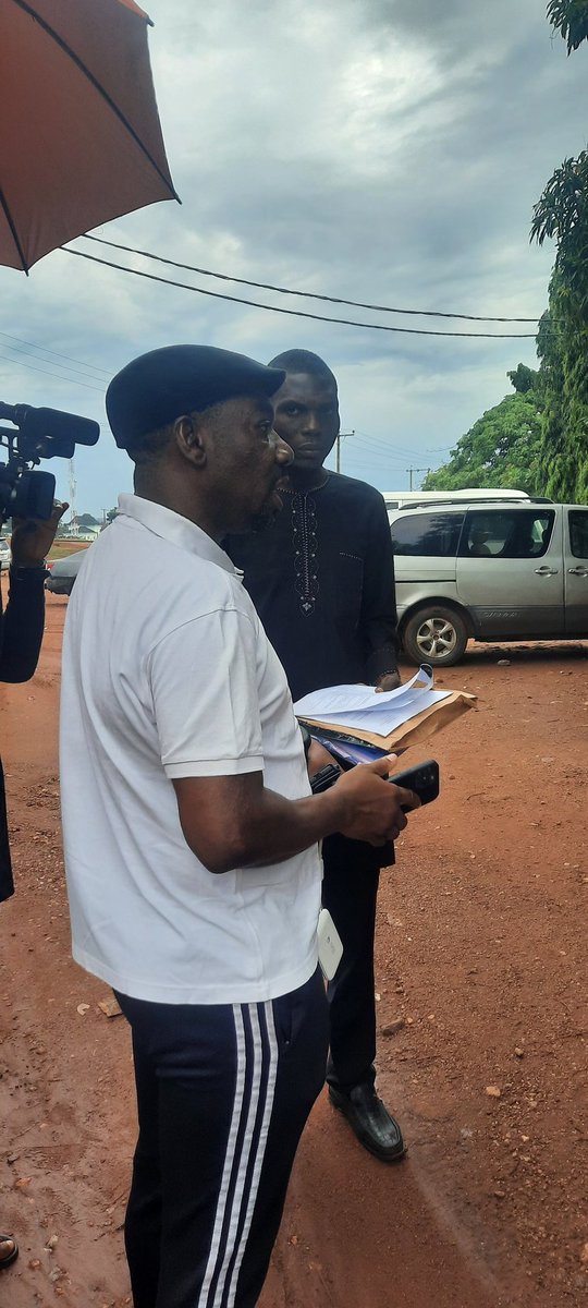 OrdinaryGcon's tweet image. Gooooooodoooo mooooooooorningii

Attending to complainant&apos;s this morning. 

#BreketeFamily #OrdinaryPresident