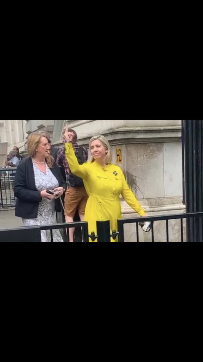 VosperSioux's tweet photo. Andrea Jenkyns  a Damehood ! She gave me the finger and called us a baying mob . I was holding a photo of my father I lost to covid due to bad governance! Despicable woman ! 
#CorruptConservatives #CorruptToriesOut #BorisJohnsonHonoursList #AndreaJenkyns @guardian @TheWeeklyBull https://t.co/H63m5DqpzC
