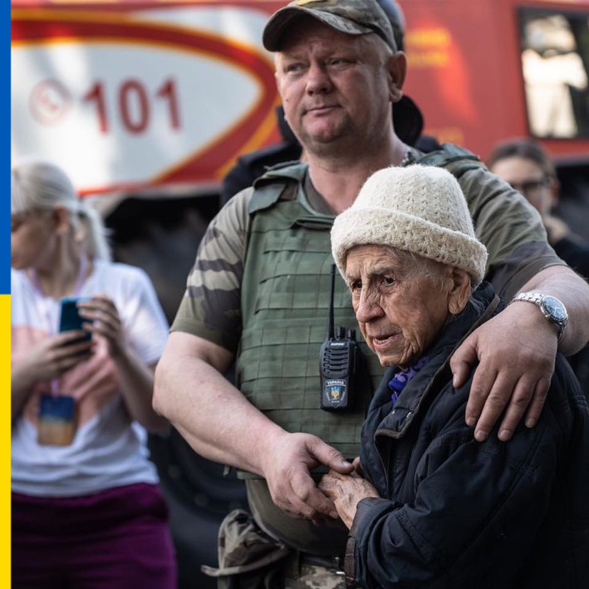 You don't need to wear a cloak to be a hero. It is enough to be human. A brave one.

📷 Inst: libkos; evgenymaloletka; serhiikorovayny

#braveukraine