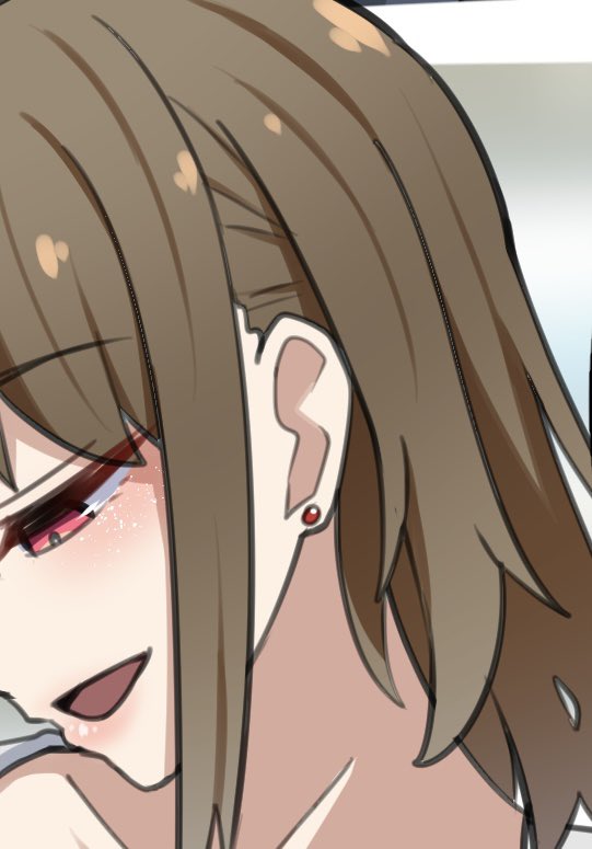 片耳にかけるタイプの髪型好きすぎんか? https://t.co/IdrXdvOAwm