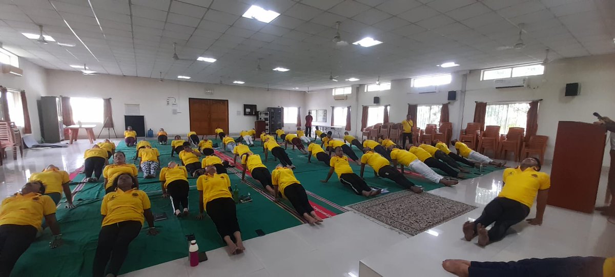 PrasunG89509226's tweet photo. State Judges' Orientation at Ramachandra Mission, Siliguri https://t.co/xPLclCkAEo
