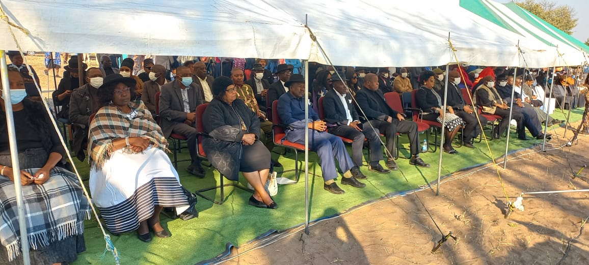 NBCDigitalNews's tweet photo. The church service of the mass funeral is currently underway at the homestead of the Shishugho family.

Community members came out in numbers for the burial of the 16 family members who died of what is suspected to have been poisonous food.

Officials in attendance are Frans Kapofi, Minister of Defence, who is expected to deliver a speech on behalf of the government; John Mutorwa, Minister of Works and Transport; McHenry Venaani, President of the Popular Democratic Movement; Faustina Caley, Deputy Minister of Education, Arts, and Culture; Bonifatius Wakudumo, Governor of the Kavango East Region; and many local councillors.

The deceased are expected to be buried later today at Kayova Cemetery.

Report: Denis Manuel
#NBCNews #nbcDSTV282 #nbcdigitalnews #nbcGOtv91