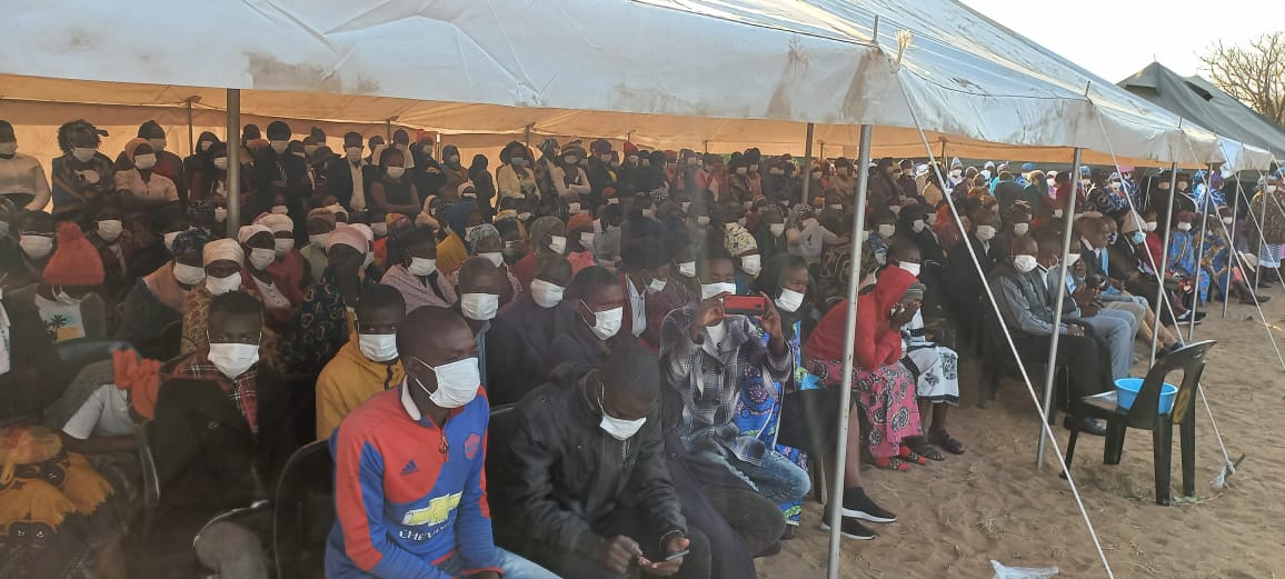 NBCDigitalNews's tweet photo. The church service of the mass funeral is currently underway at the homestead of the Shishugho family.

Community members came out in numbers for the burial of the 16 family members who died of what is suspected to have been poisonous food.

Officials in attendance are Frans Kapofi, Minister of Defence, who is expected to deliver a speech on behalf of the government; John Mutorwa, Minister of Works and Transport; McHenry Venaani, President of the Popular Democratic Movement; Faustina Caley, Deputy Minister of Education, Arts, and Culture; Bonifatius Wakudumo, Governor of the Kavango East Region; and many local councillors.

The deceased are expected to be buried later today at Kayova Cemetery.

Report: Denis Manuel
#NBCNews #nbcDSTV282 #nbcdigitalnews #nbcGOtv91