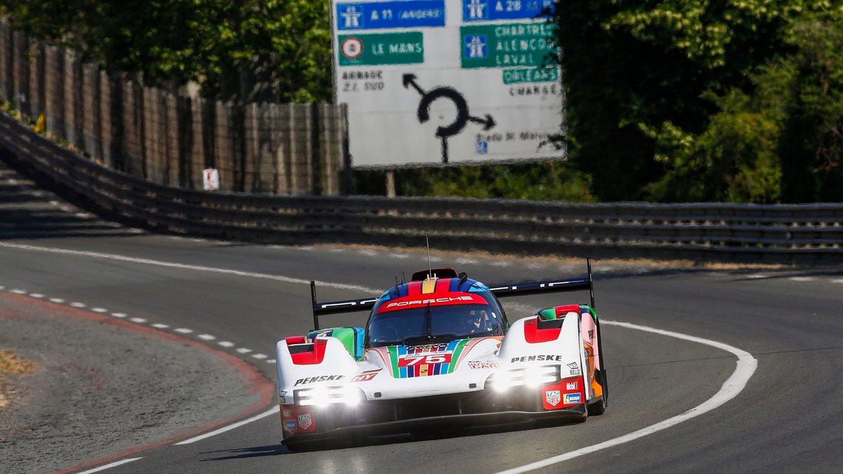 #LeMans24 - Finally, it's race day at the Circuit des 24 Heures! The @24hoursoflemans gets underway at 4:00 pm (CEST) with three #Porsche963 from #PorschePenskeMotorsport and one #Porsche #LMDh prototype fielded by @JOTASport as well as eight #911RSR from five customer teams