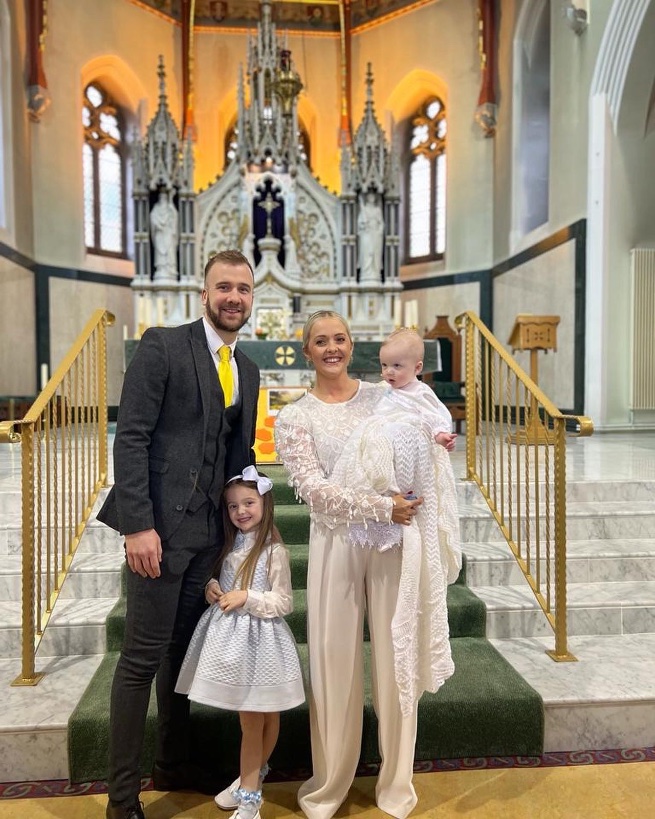 I love you not only for what you for are but what you are when I’m with you 
I love you for what you are not only making of yourself but what you are making of me to <a href="/charlotteyc137/">Charlotte Fox</a>  #7years