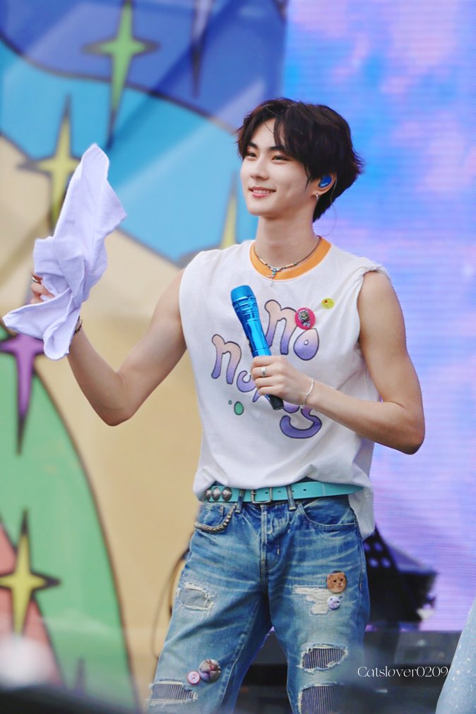 catslover0209's tweet photo. 230610 wvs con day1 88잔디
🎸 

-
#ENHYPEN #엔하이픈 #정원 #JUNGWON https://t.co/jSNFrZh96m