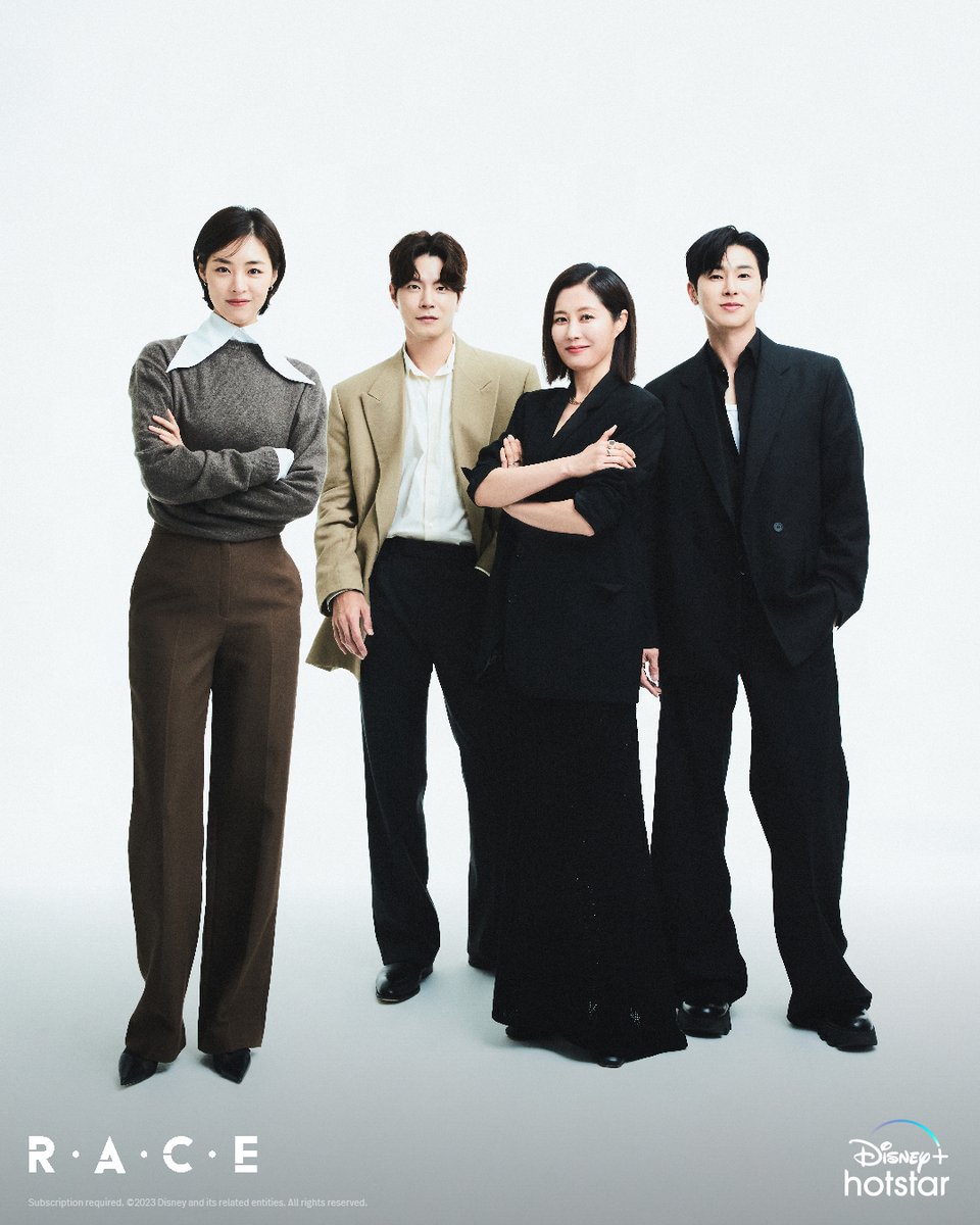 disneyplusth's tweet photo. 🤩รวมทีม 4 นักแสดงจากซีรีส์มนุษย์เงินเดือน #RACE
#อียอนฮี #ฮงจงฮยอน #มุนโซรี และ #จองยุนโฮ จาก TVXQ

#DisneyPlusHotstarTH #ดูนี่สนุกแน่ https://t.co/LD5zTfMkOr