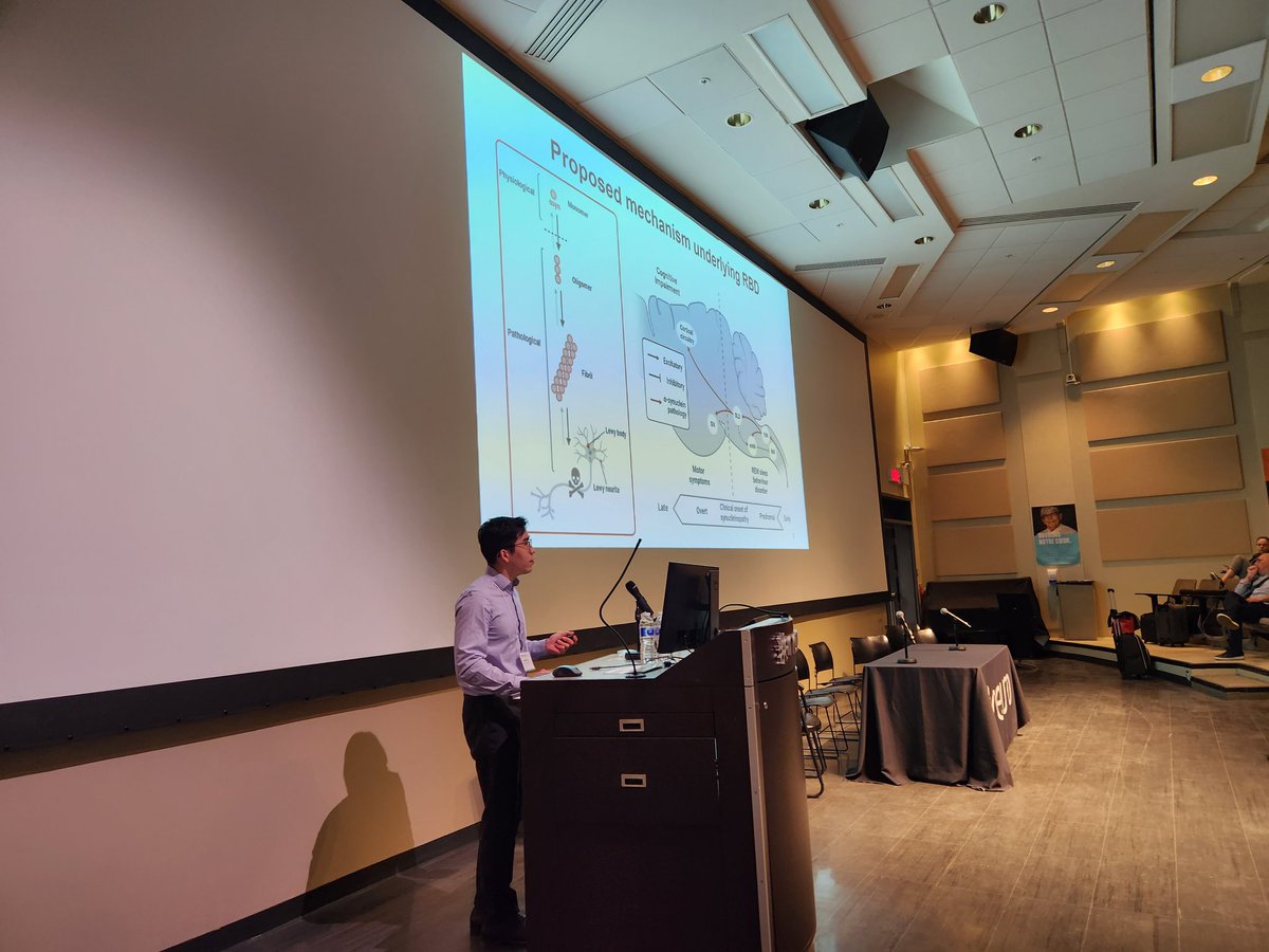 One of our award winners, Russell Luke, presenting his work on a-synuclein spread and pathology with focus on SLD neurons