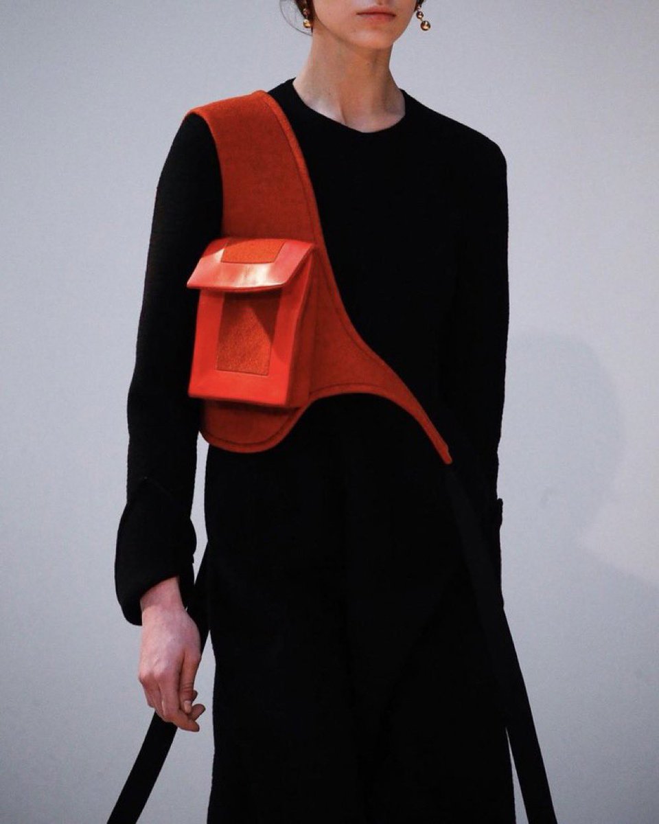 StreetFashion01's tweet photo. Celine by Phoebe Philo🖤 https://t.co/QFAvj0q80A