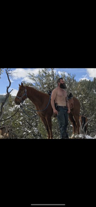 I sure miss trail rides like this https://t.co/VKSOy0BKU0