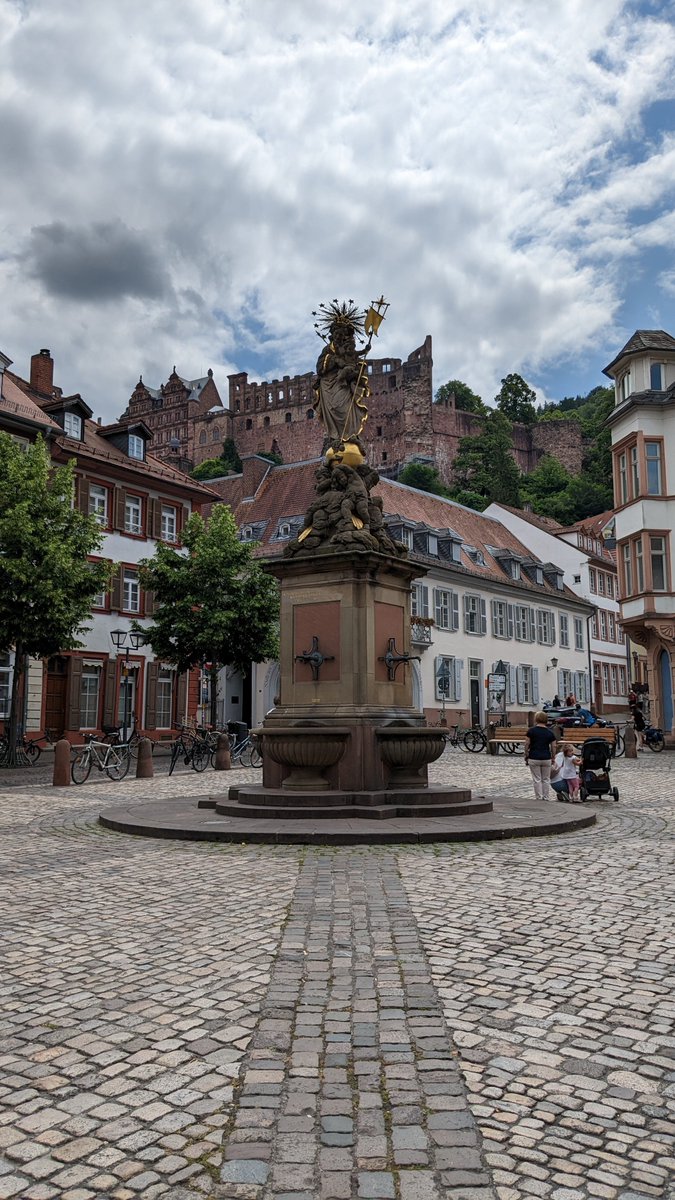 MattWeissenberg's tweet photo. Nothing lasts forever and this trip is no exception. Heidelberg is a nice city, but four days definitely feels like overkill. Currently on a train back home. I've to say I miss my own bed. https://t.co/YNln1bOx2C
