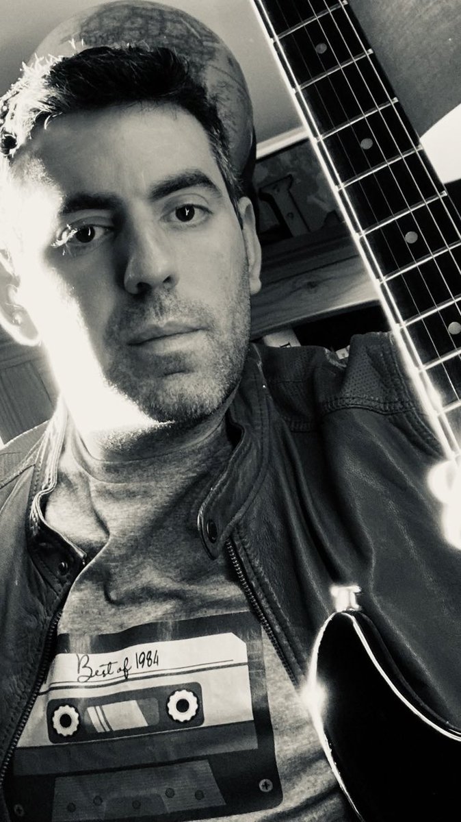 EdFramMusic's tweet image. #saturdayvibes 
#NewMusic
#newmusic2023 
#playlist
#spotify 
#amazingradio 
#bbcintroducing
#lyrics
#edfram #ephraim
👇👇👇👇👇👇👇👇 open.spotify.com/track/5vhGhsrD…