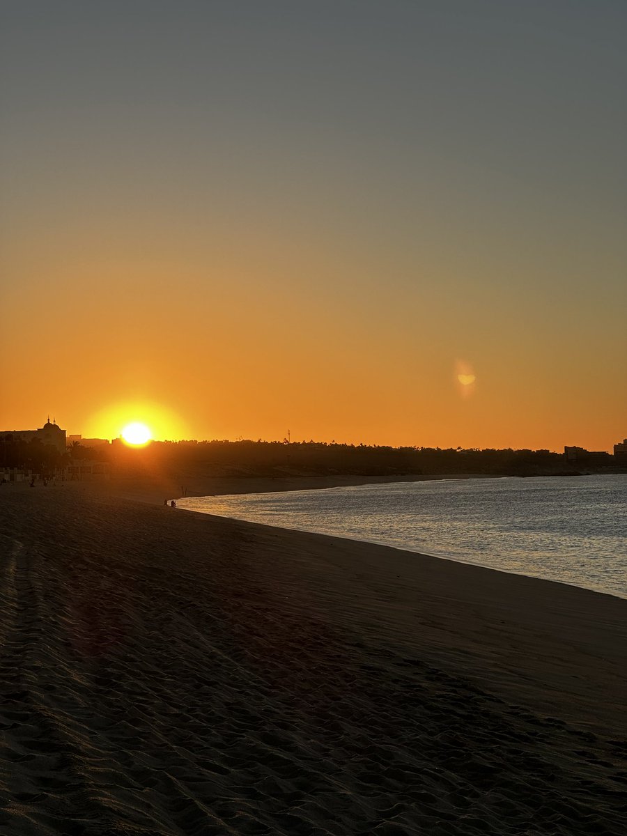 davedeerman's tweet image. It’s a new day!