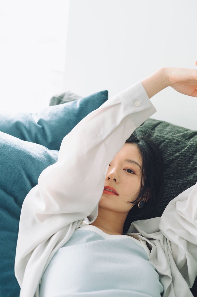 R_y_o_sKe's tweet photo. Styling.
———————————————————————————————
#model : 真仲ひかり/@hikari___0000 

#photographer : @kenta_koishi 
#hairmake : @maki_hairmake_ 
#styling : @R_y_o_sKe https://t.co/JLa1VdO96u