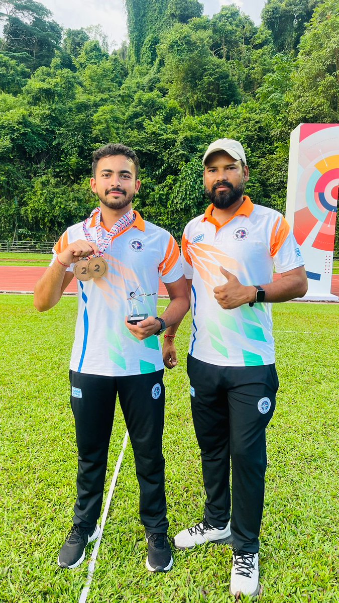 7th 🏅Medal for INDIA in #AsiaCup 2023 #stage3 #Singapore

#Recurve #Men #Individual 

#ParthSushantSalunkhe win the🥈Silver Medal. He lost against in final QI Xiangshuo [🇮🇳2-6🇨🇳].

Congratulations to #TeamIndia 🇮🇳

#IndianArchery #WorldArchery #NTPCArchery #Archery
#cheer4india