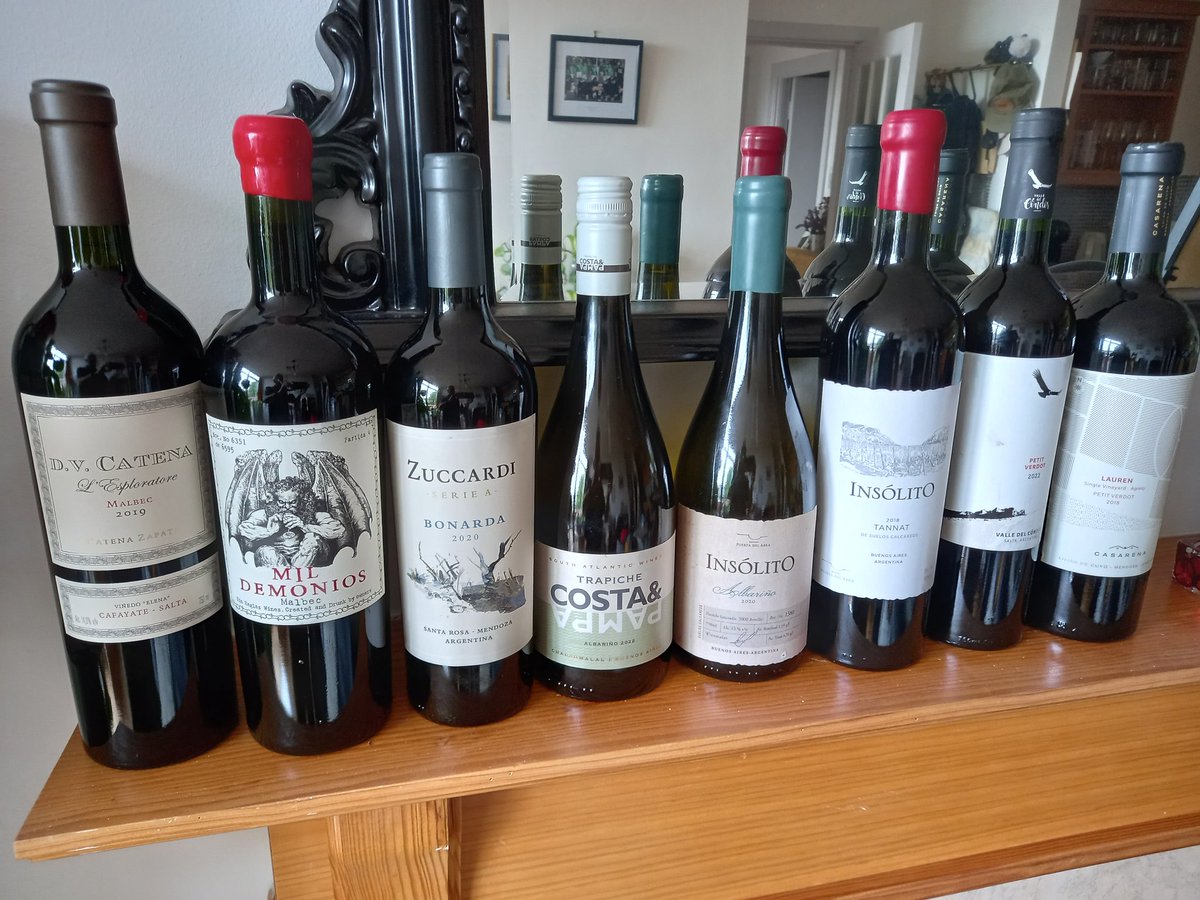 Liam3494's tweet photo. Managed to get all these back from Argentina. A varied collection. @JohnMFodera @RussellVine1981 @andresrosberg @Gordo19571 @7MikeCollins6 @ArdenPaul4 @WineMan147 @CHARLIEWINES @cynthia_hayes @JamesHubbard113 @ronnies_wine @pietrosd @timatkin @criadowines @groutie60 @MikeyGio85 https://t.co/DosuIJSEOD
