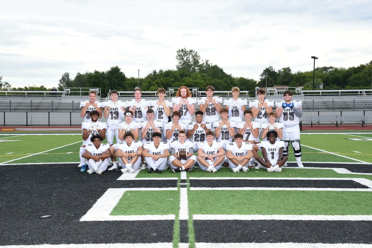 A big CONGRATULATIONS to our 2023 East Football seniors on their graduation today!  We cannot wait to see what the future holds for all of you!!