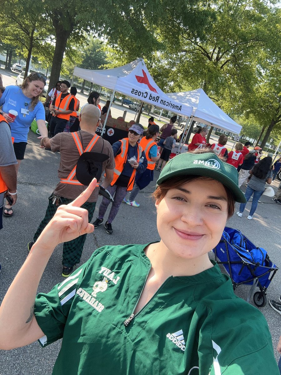 ProfeMaurice's tweet photo. Another wonderful day to volunteer!!
Representing VBMS and translating for our families at Colony Homes while Red Cross installs free fire alarms! #LanguageAmbassadors @VBAggie93 @VBMiddle @ProfeRach https://t.co/6TDeXMuFHI