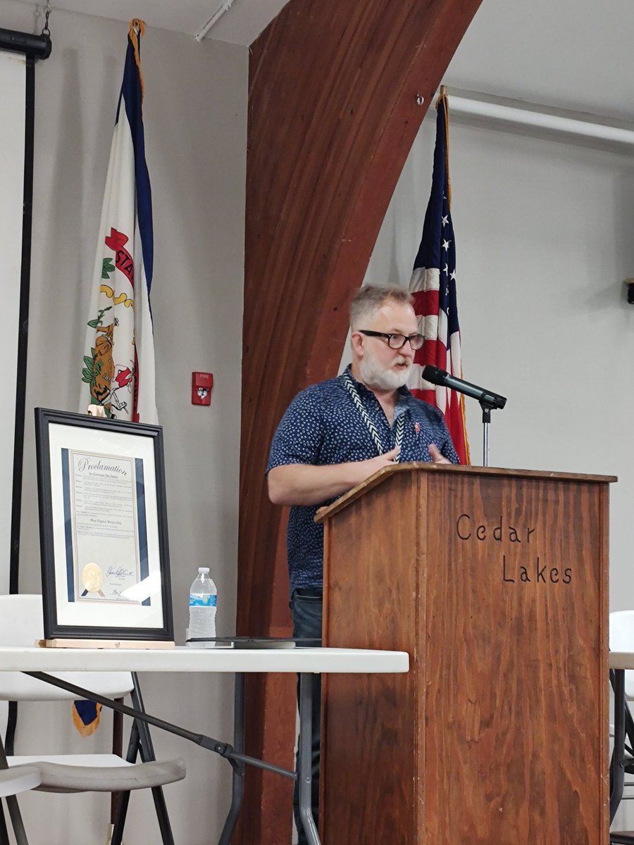 Morning keynote speaker @dougvangundy encouraging us to share our stories with others in our own unique way as a means to connect humanity. #wvwcon2023