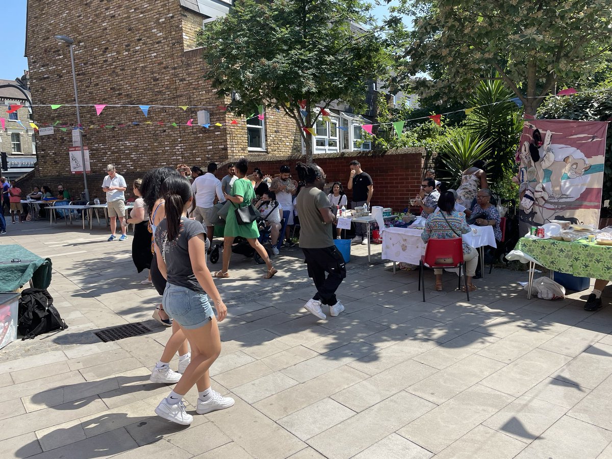 Tate South Lambeth Library tweet media