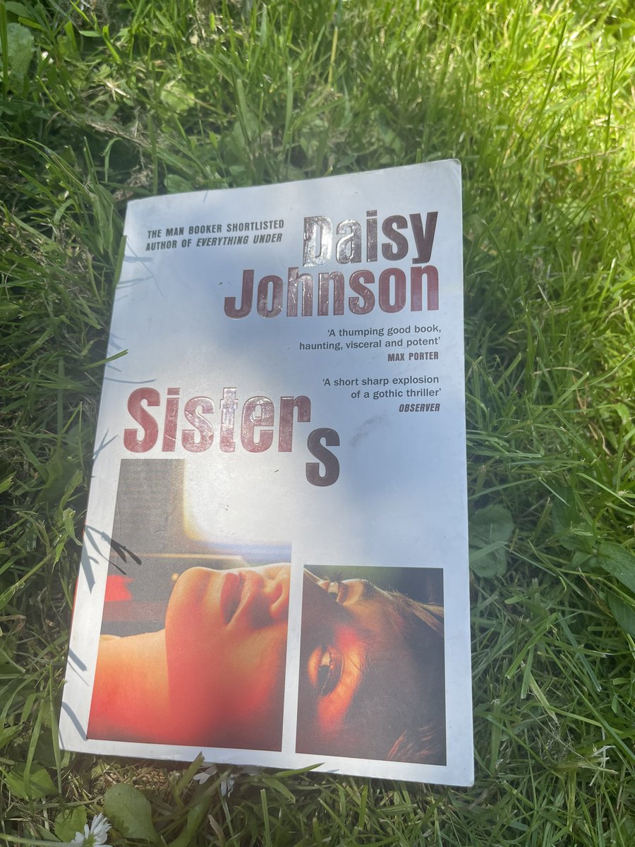 This the second book I have read by @djdaisyjohnson (after Fen, a collection of her short stories) and what a marvellous writer she is. Maybe it could be described as “modern gothic” but whatever you call it it’s definitely haunting, poetic & I’ll be reading more by her.