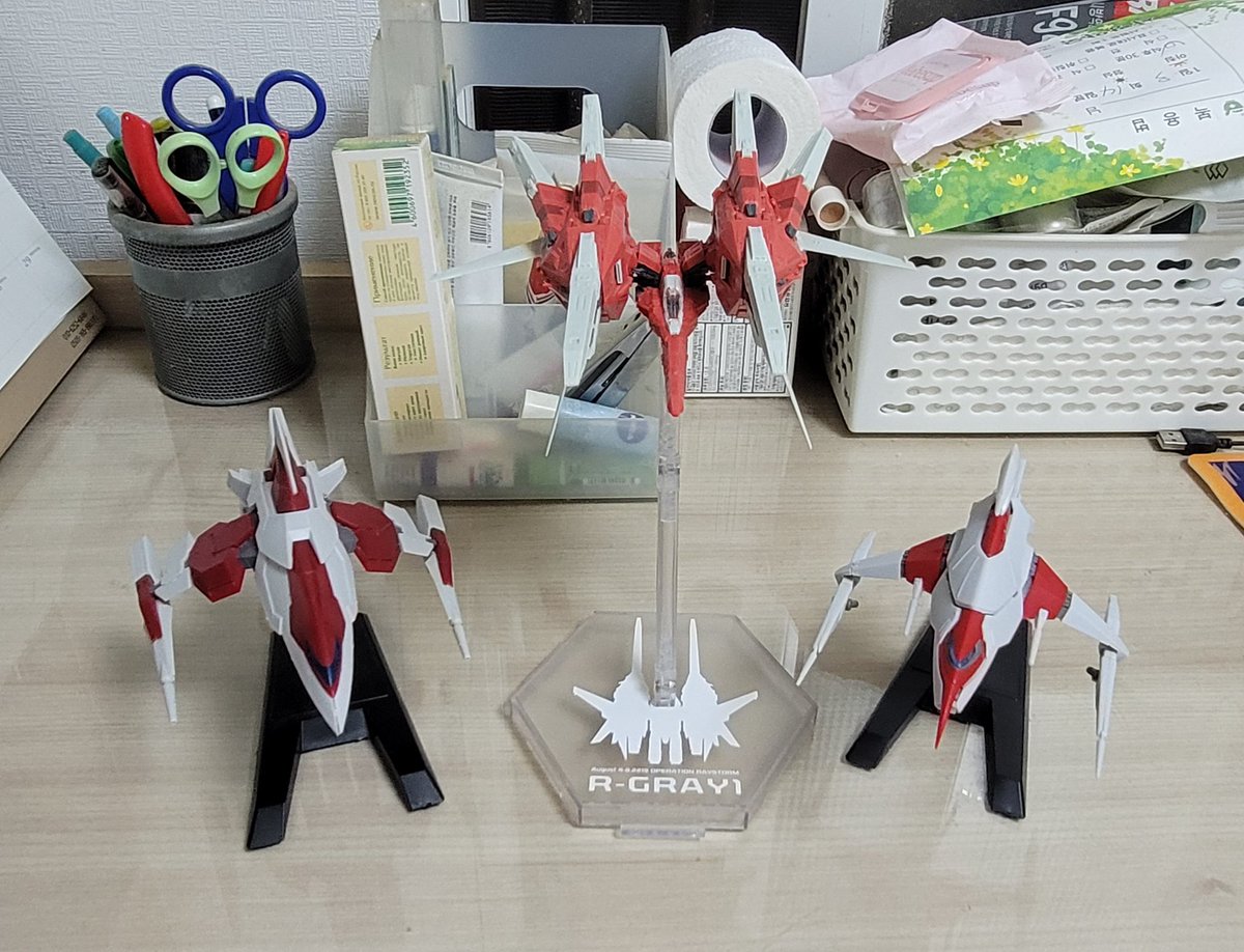 Redede1998's tweet photo. 타이토 슈팅게임 프라모델 드림팀.
タイトーシューティングゲームプラモドリームチーム。
#다라이어스 #다라이어스버스트 #레이스톰 #레전드실버호크 #실버호크 #RGRAY1 #ダライアス #ダライアスバースト #レイストーム #シルバーホーク #レジェンドシルバーホーク https://t.co/08WNEG1Rly