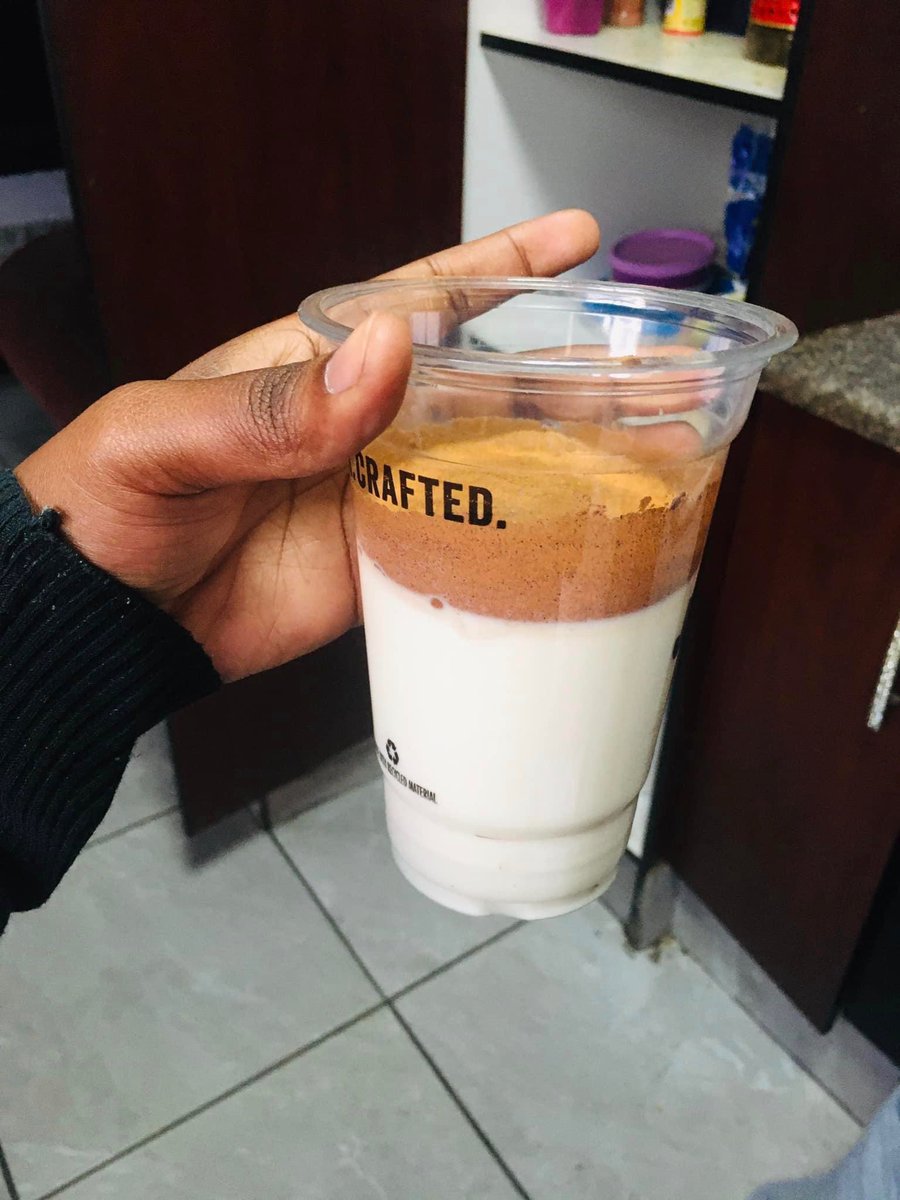 Carolinerathabe's tweet photo. Banyana baka try this for clear skin you’ll never go wrong https://t.co/TgWXew4efn