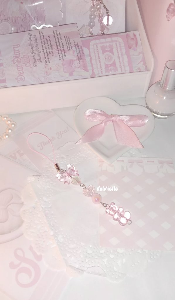 ☆ giveaway pinned tweet media