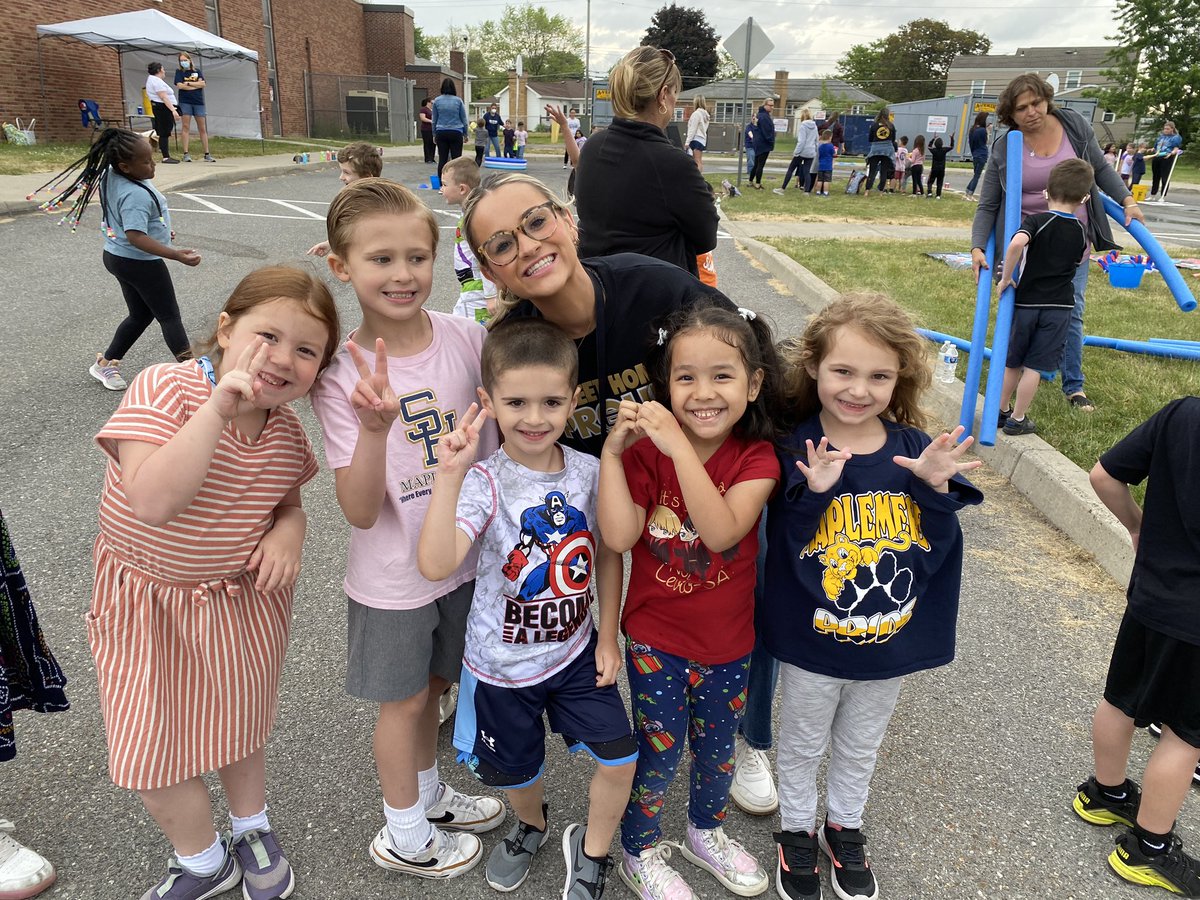 What a day filled with fun, contagious giggles &amp; so many memories. Thank you <a href="/MaplemerePTA/">Maplemere PTA</a>, <a href="/MikalKe/">Mikal Brennan</a>, @MissNowak1 &amp; <a href="/msionko4/">Michele Sionko</a> for all your hard work! 🫶💙🐆