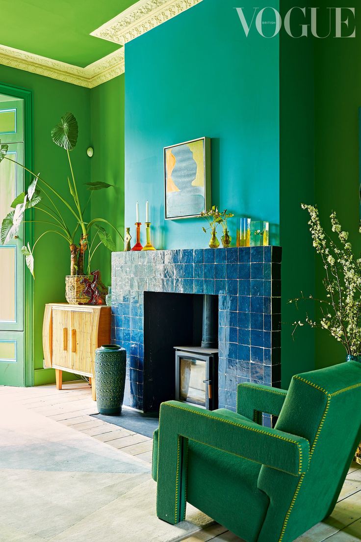 After much deliberation I think I am going to paint my new bedroom green...and then possibly every room and everything in every room green 
#Saturdaythoughts #greenobsession