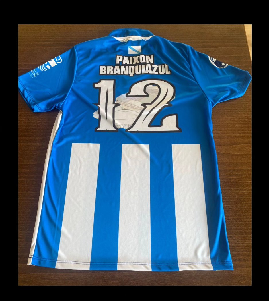 ¡A NOVA PEL DA 
PAIXON  BRANQUIAZUL!

ESTREAMOS UNIFORMIDADE PARA A VICTORIA DO DOMINGO

¡IMOS A POR O PLAY OFF!

¡FORZA DEPOR SIEMPRE!

@cerveceria_dbus