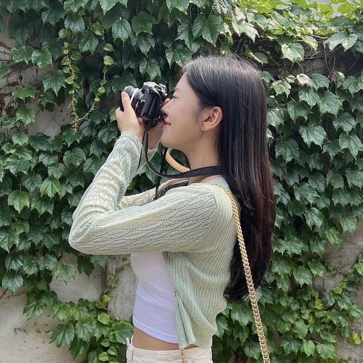 sincerelyyanna_'s tweet photo. Starting...
 Hello, I'm Yanna
- '09, she/her, filo, ISTJ
- stan: ive, enha, iz*one, le sserafim and many more 
  ⤷ ive, iz*one,le sserafim &amp; enha are my ults 
  ⤷ all fandoms are welcome
- new to 
  ⤷ #stantwt or #kpoptwt

♡/↻are highly appreciated, to spread &amp; to be moots! https://t.co/GV22KFgKs9