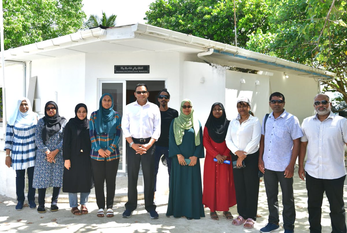 އެމްއެންޕީގެ ރިޔާސީ ކެނޑިޑޭޓް މުޙައްމަދު ނާޒިމް ކެންޕެއިން ހަރަކާތްތައް އިތުރުކުރުމަށް މިއަދު ކ.ދިއްފުއްޓަށް ކުރައްވަމުންގެންދަވާ ދަތުރުފުޅުގެ ތެރެެެއިން. މިދަތުރުފުޅުގައި ކ.ދިއްފުށީ ކައުންސިލްއާއި ބައްދަލު ކުރައްވާ ވަނީ މަޝްވަރާތައް ކުރެވިފައި.
#Nazim2023 #Ujaalaazamaan